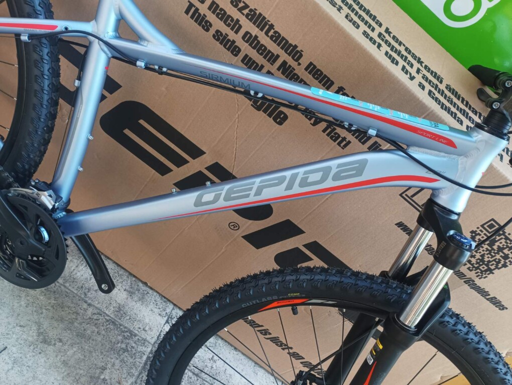 GEPIDA Sirmium 29 matt ezst kék (9)