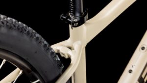 CUBE AIM PRO linen'n'bronze 29 2025 (5)