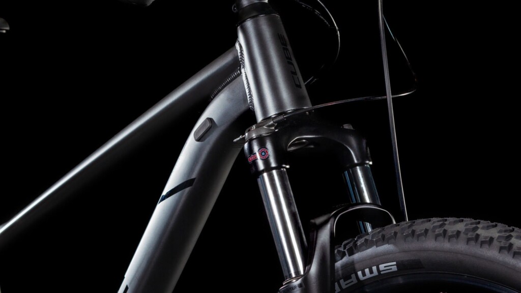 CUBE Aim SLX slateblack´n´black 29 2025 (3)