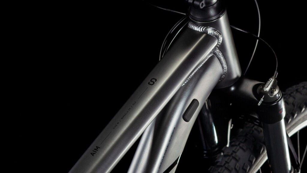 CUBE Aim SLX slateblack´n´black 29 2025 (6)