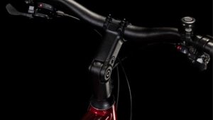 CUBE TOURING Pro maroon'n'pearl 28 férfi trekking 2025 (5)