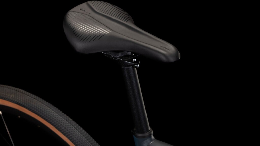 CUBE Nuroad PRO night'n'black 2025 (6)