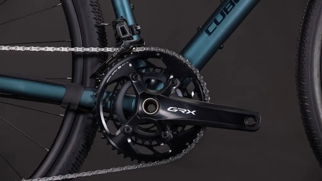 CUBE Nuroad RACE royalgreen'n'black 2026 (4)