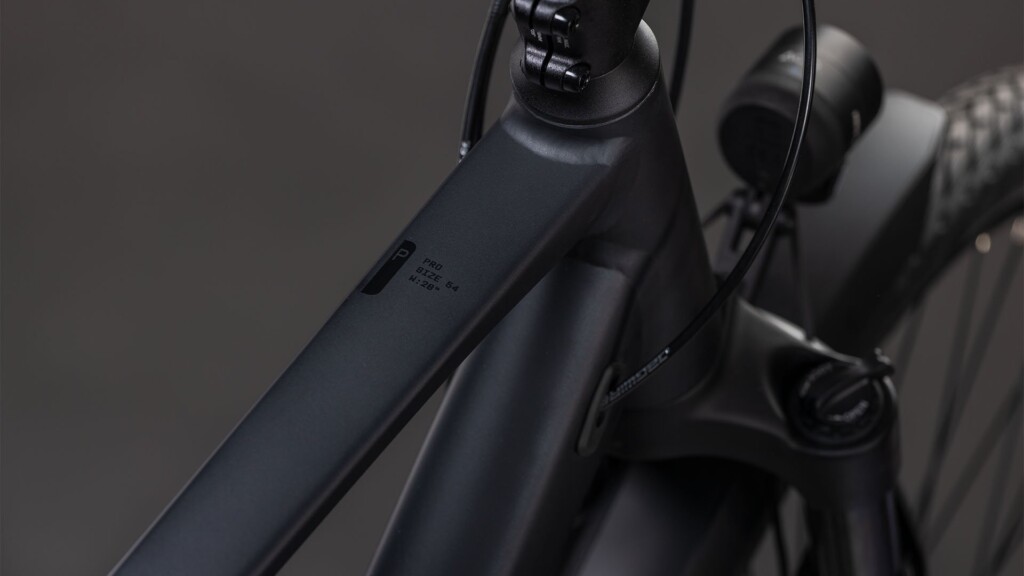 CUBE KATHMANDU Pro coal´n´black férfi 2026 (6)