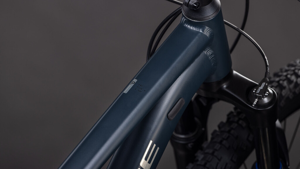 CUBE ATTENTION PRO night´n´black 29 2026 (2)