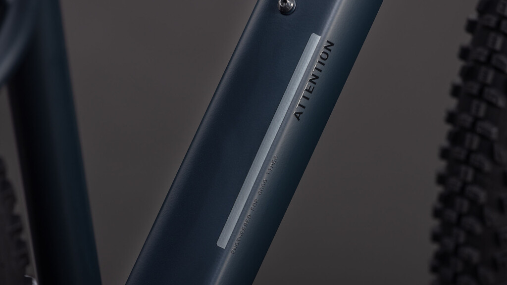 CUBE ATTENTION PRO night´n´black 29 2026 (3)