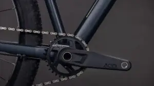 CUBE ATTENTION PRO night´n´black 29 2026 (5)