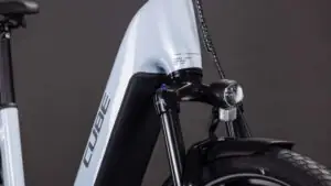 CUBE TOURING HYBRID ONE 600 glacier´n´reflex női easy entry (2)