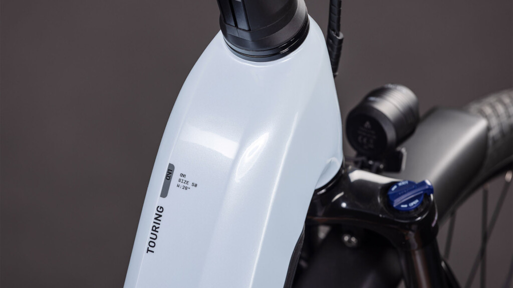 CUBE TOURING HYBRID ONE 600 glacier´n´reflex női easy entry (5)