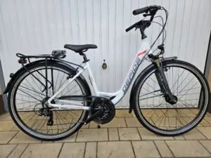 GEPIDA ALBOIN 200 W Női fehér (1)