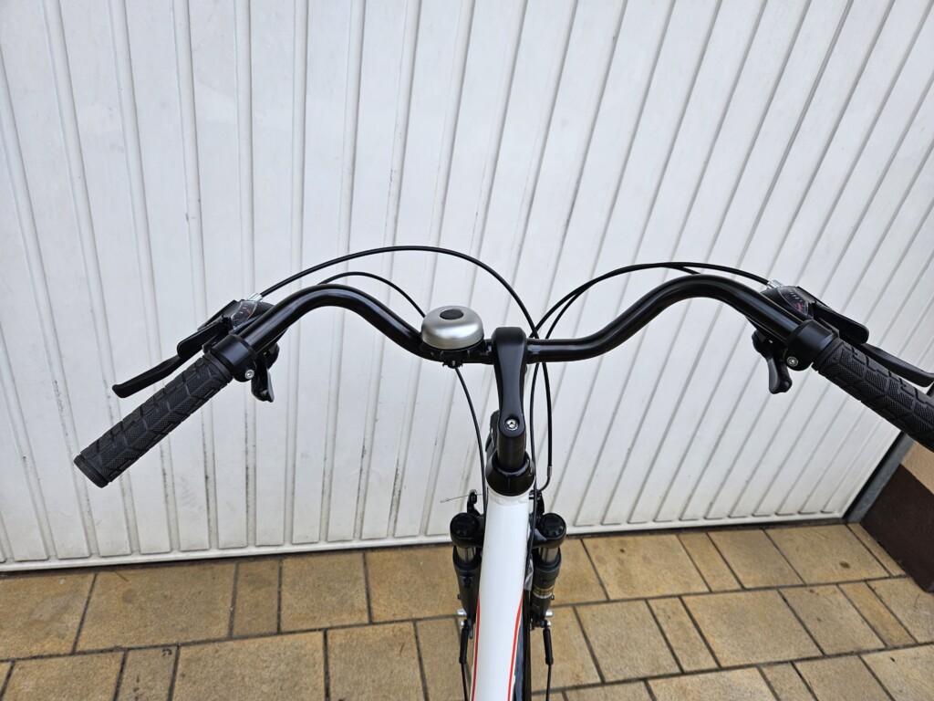 GEPIDA ALBOIN 200 W Női fehér (4)