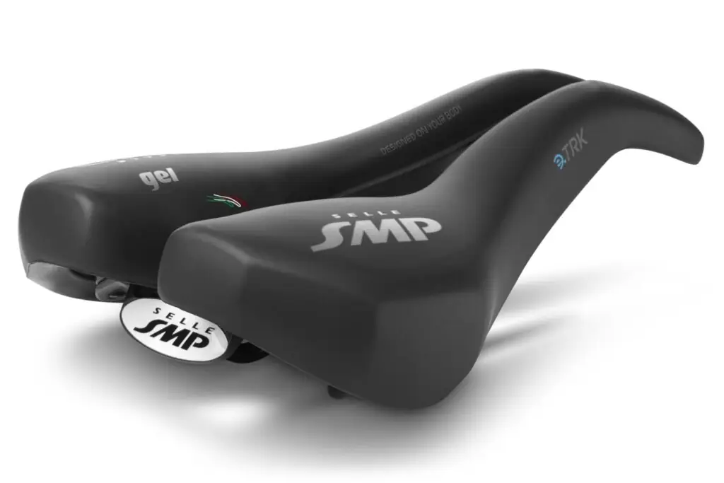 SELLE SMP nyereg E-TRK Gel (1)