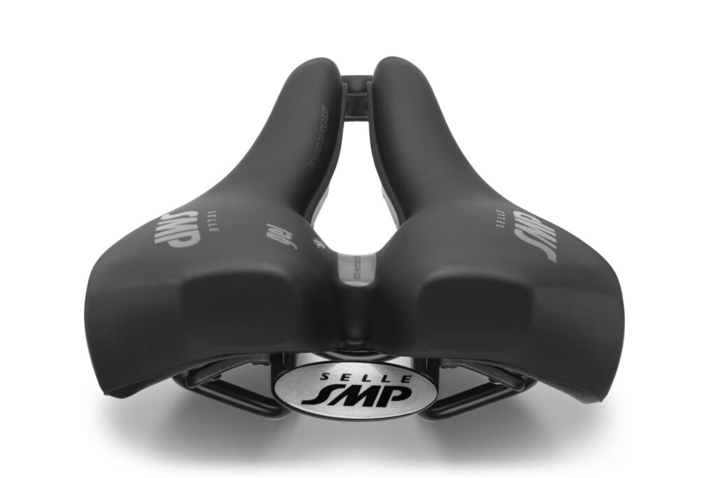 SELLE SMP nyereg E-TRK Gel (5)