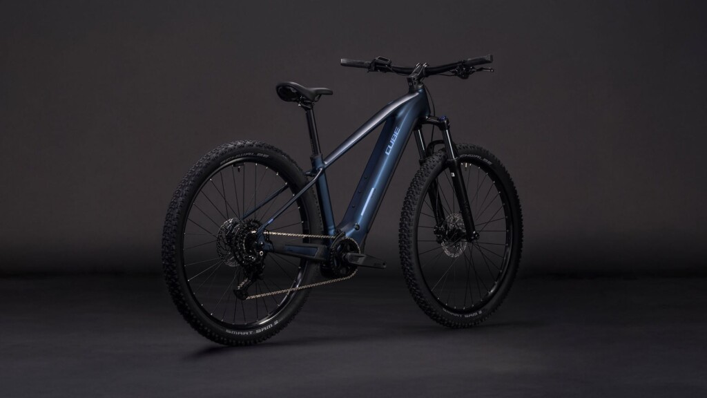 REACTION HYBRID PERFORMANCE 600wh indigoblue´n´reflex (6)