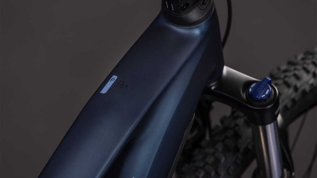 REACTION HYBRID PERFORMANCE 600wh indigoblue´n´reflex (5)