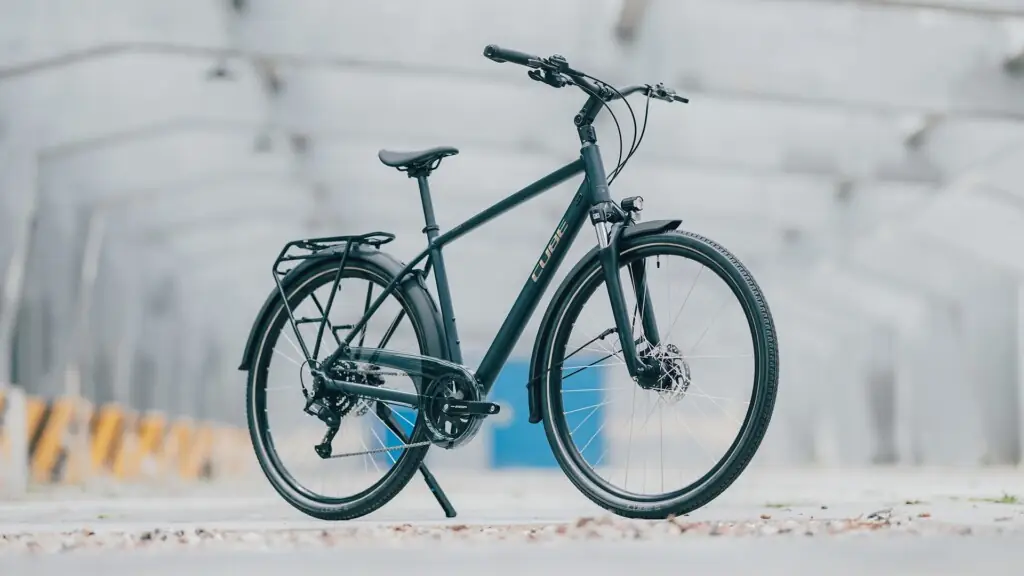 CUBE TOURING One night'n'chrome férfi trekking 2026 (2)